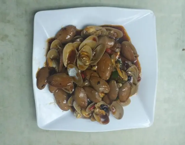 17:00後入座，惠顧滿$100送椒鹽腰果一碟；惠顧滿$400送豉椒炒蜆一碟